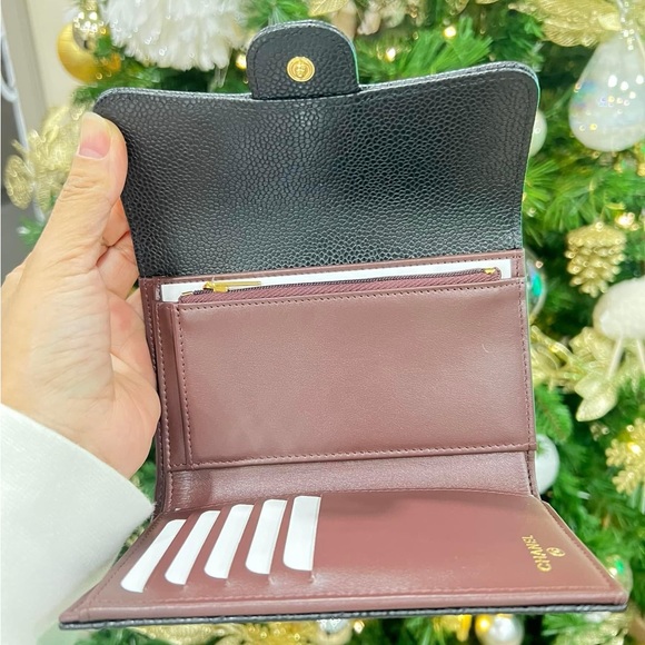 Medium Chanel Wallet - Picture 4 of 4